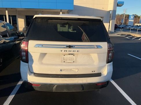Used 2022 Chevrolet Tahoe LT w/ Luxury Package image 8