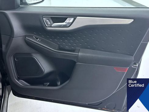 Certified 2020 Ford Escape SE image 16