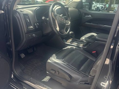 Used 2020 GMC Canyon Denali RWD image 3