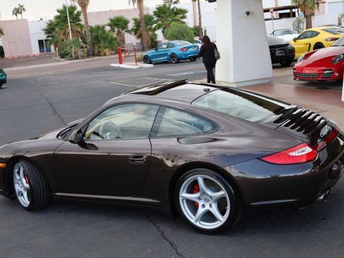 Used 2011 Porsche 911 Carrera 4S image 17