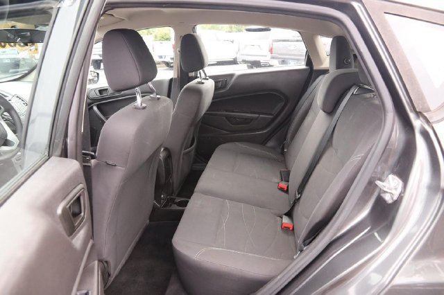 Used 2018 Ford Fiesta SE FWD image 9