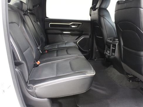 Used 2024 RAM 1500 Laramie AWD/4WD image 29