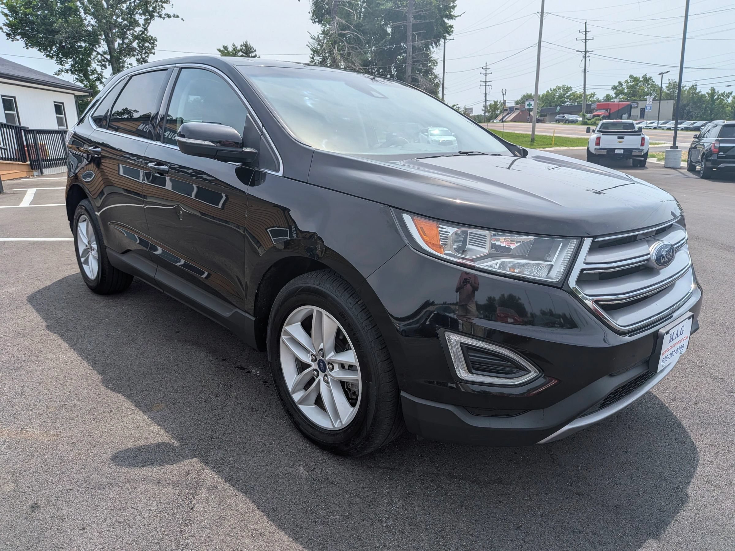 Used 2018 Ford Edge SEL w/ Equipment Group 201A AWD/4WD image 8
