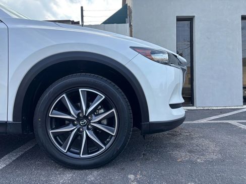 Used 2018 MAZDA CX-5 Touring image 11