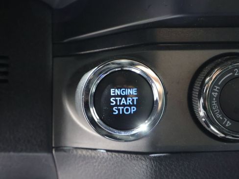 Certified 2023 Toyota Tacoma TRD Off-Road AWD/4WD image 25