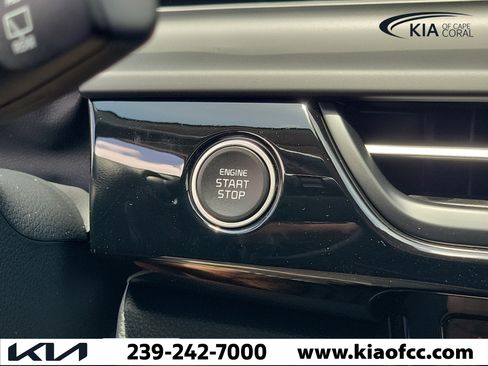 New 2026 Kia Seltos S FWD image 30
