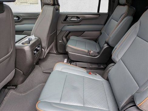 New 2026 GMC Yukon XL AT4 w/ AT4 Premium Plus Package image 14