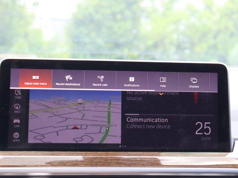 Used 2023 BMW X4 xDrive30i w/ Parking Assistance Package AWD/4WD image 31