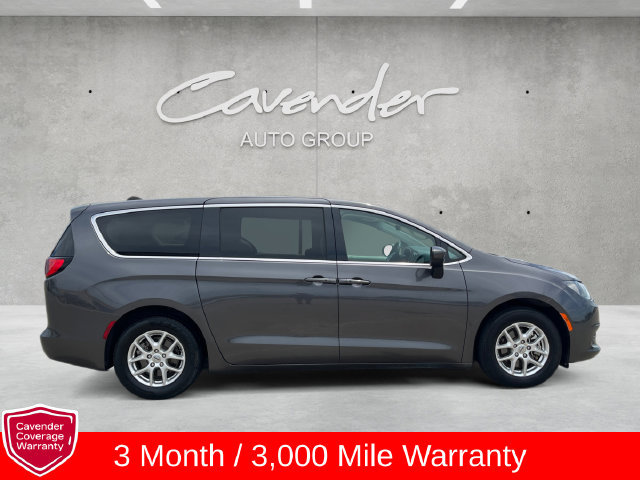 Used 2023 Chrysler Voyager LX FWD image 17