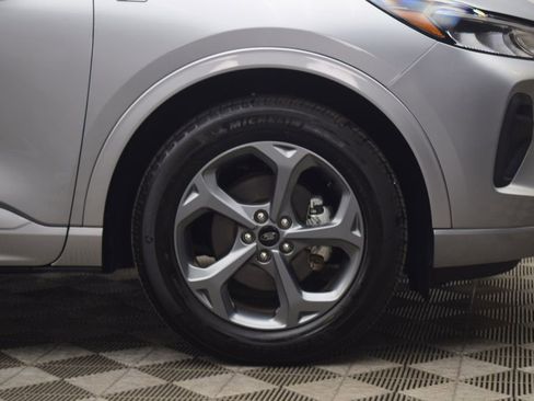 Used 2024 Ford Escape ST-Line w/ Cold Weather Package image 28