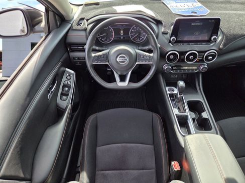 Used 2023 Nissan Sentra SR w/ Midnight Edition Package FWD image 8