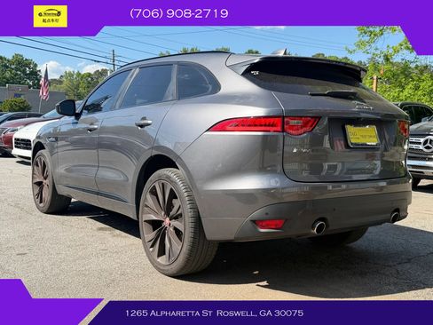 Used 2019 Jaguar F-PACE R-Sport image 4