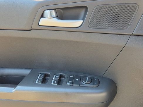 Used 2022 Kia Sportage LX image 26