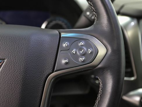Used 2019 Chevrolet Tahoe Premier AWD/4WD image 13