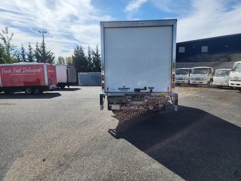 New 2025 Isuzu NPR image 5