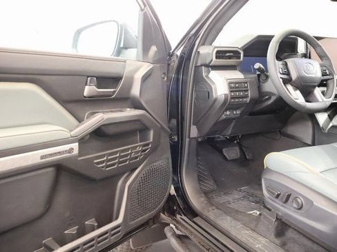 New 2026 Toyota Tacoma 4x4 Double Cab Hybrid image 10