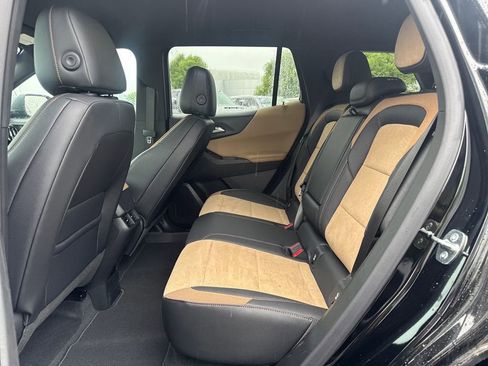 New 2026 Chevrolet Equinox ACTIV AWD/4WD image 11