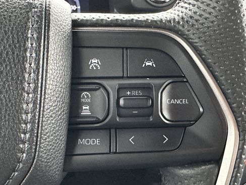 Used 2024 Toyota Tacoma TRD Sport image 41