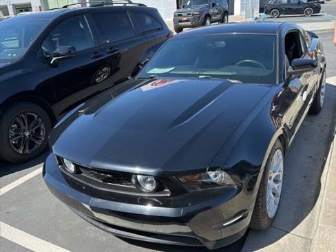 Used 2010 Ford Mustang GT Premium RWD image 1