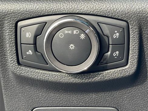 Used 2017 Ford F150 XLT w/ Equipment Group 302A Luxury image 36