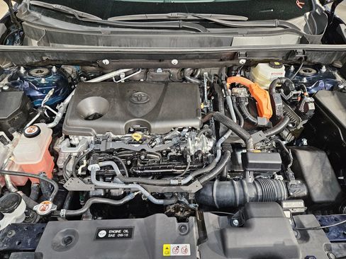 Certified 2025 Toyota RAV4 XLE Premium AWD/4WD image 19