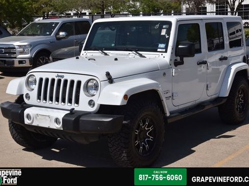 Used 2016 Jeep Wrangler Unlimited Sahara w/ Connectivity Group image 1