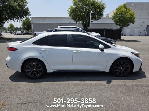 Used 2024 Toyota Corolla SE FWD image 4