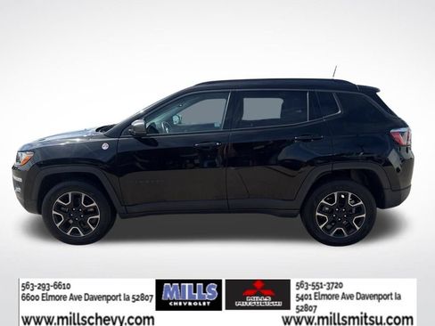 Used 2018 Jeep Compass Trailhawk w/ Cold Weather Group AWD/4WD image 2