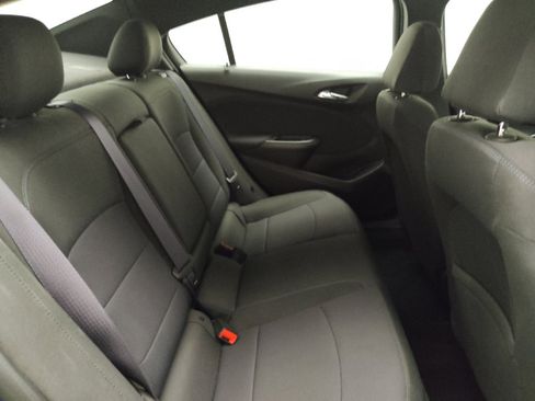 Used 2017 Chevrolet Cruze LT w/ Convenience Package FWD image 19