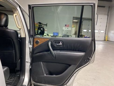 Used 2021 Nissan Armada SL w/ Captain's Chairs Package AWD/4WD image 26