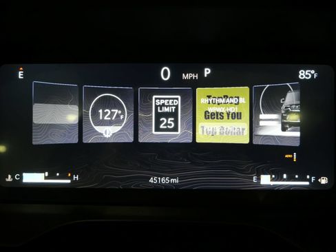 Used 2024 Jeep Grand Cherokee Summit w/ Luxury Tech Group V AWD/4WD image 17