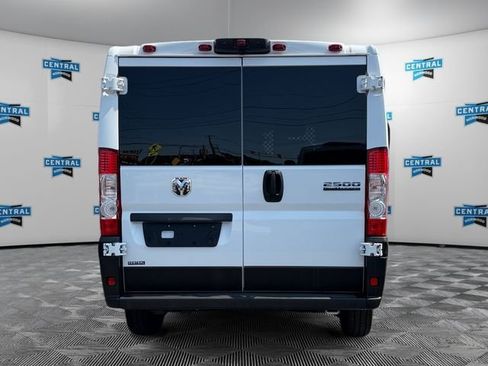 Used 2025 RAM ProMaster 2500 w/ U-Haul Equipment Group FWD image 4