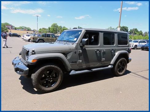Used 2023 Jeep Wrangler Unlimited Sahara AWD/4WD image 1