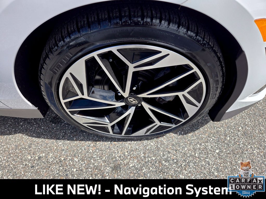 Used 2023 Hyundai Ioniq 6 Limited RWD image 11