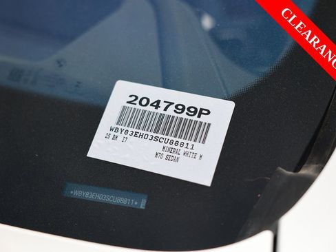 Used 2025 BMW i7 M70 w/ Executive Package AWD/4WD image 42