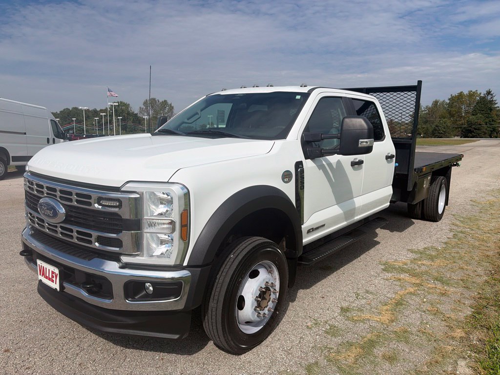 Used 2024 Ford F550 4x4 Crew Cab Super Duty image 2