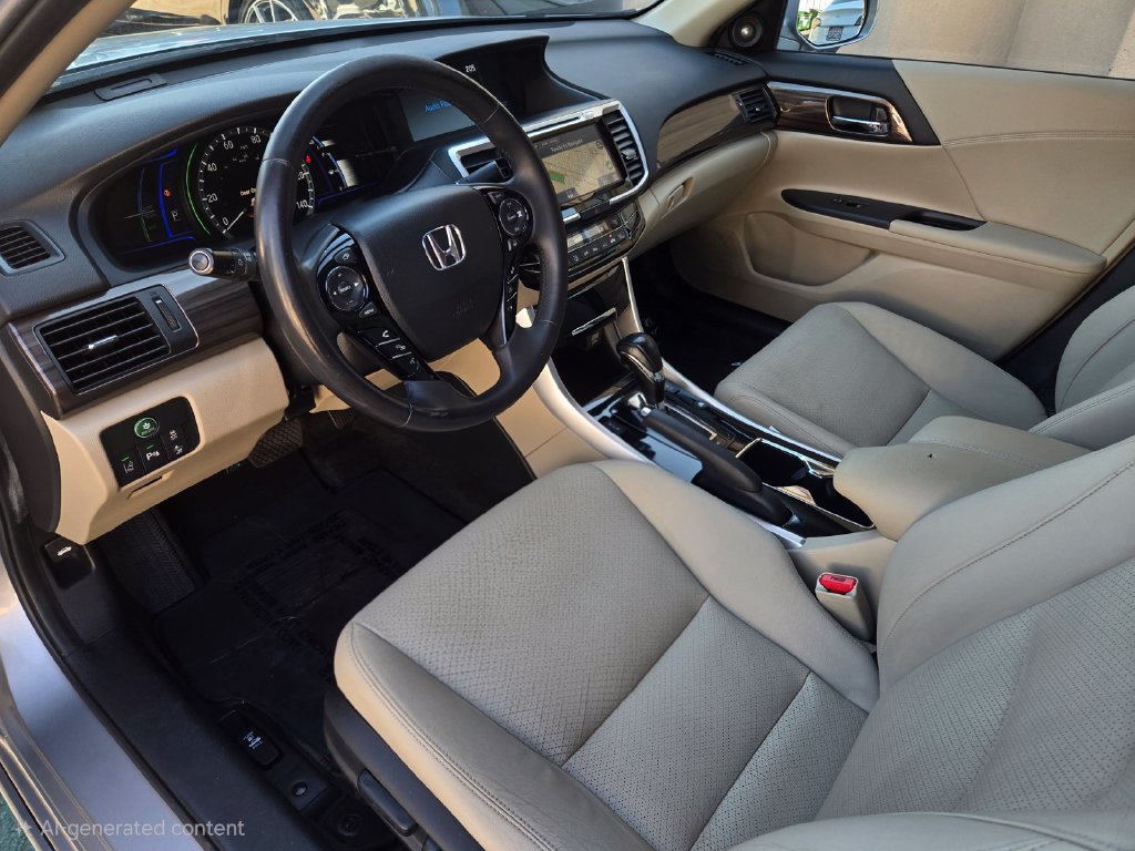 Used 2017 Honda Accord Touring image 10