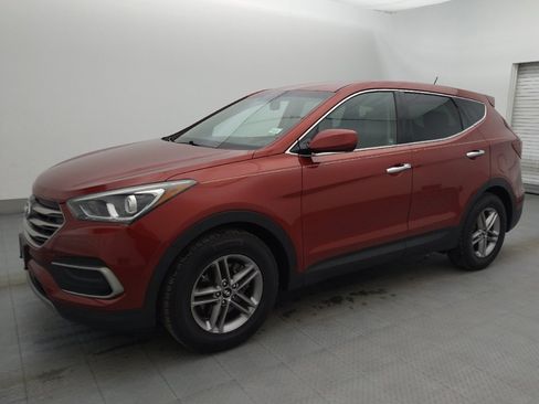 Used 2018 Hyundai Santa Fe Sport image 2