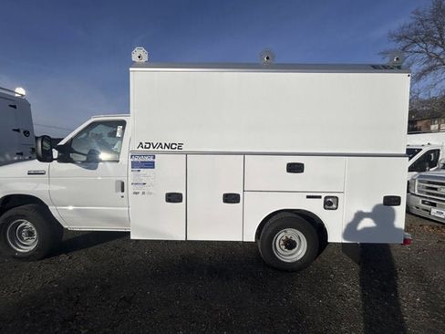 New 2026 Ford E-350 and Econoline 350 Super Duty w/ Power Equipment Group image 4