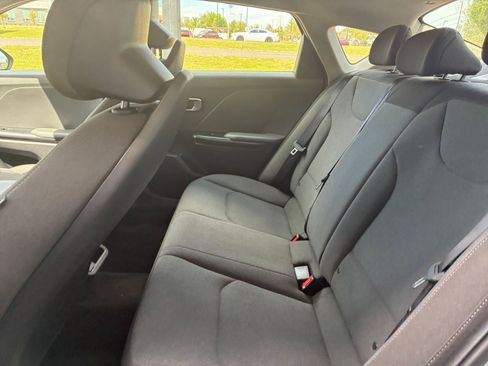 Used 2025 Kia K4 LXS image 24