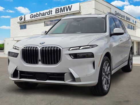 New 2026 BMW X7 xDrive40i image 3