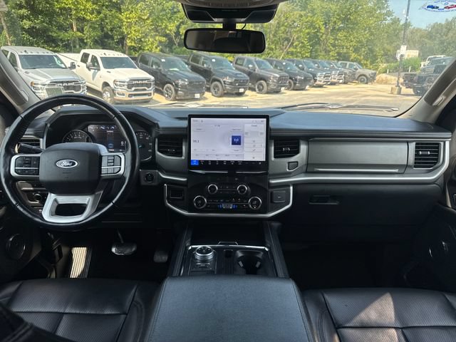 Used 2023 Ford Expedition Max XLT RWD image 26