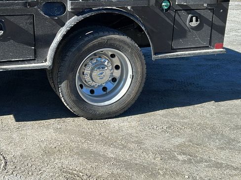 Used 2025 RAM 5500 Tradesman w/ Safety Group image 12