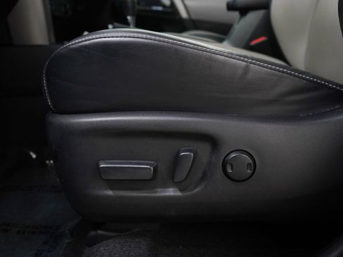 Used 2017 Toyota RAV4 Limited w/ All Weather Liner Package AWD/4WD image 23