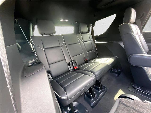 Certified 2025 Cadillac Escalade Premium Luxury AWD/4WD image 30