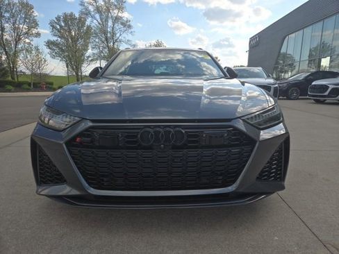 Used 2021 Audi RS 6 AWD/4WD image 2