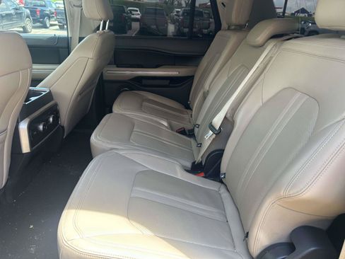 Used 2024 Ford Expedition Max Limited AWD/4WD image 6