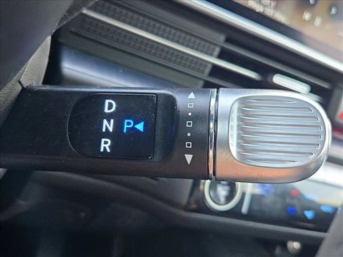 Used 2023 Hyundai Ioniq 6 SEL RWD image 11