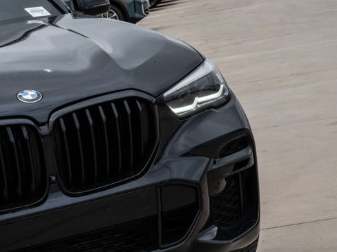 Used 2023 BMW X5 sDrive40i w/ M Sport Package image 7