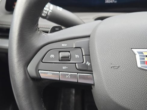 Used 2025 Cadillac XT4 Premium Luxury AWD/4WD image 30